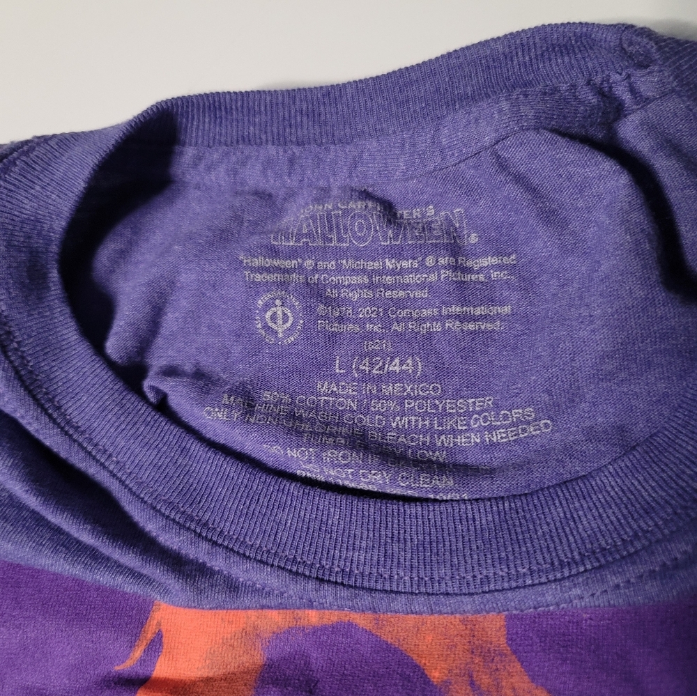 Halloween tee - Picture 2 of 2